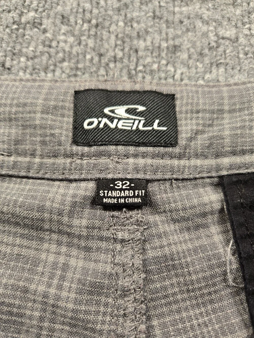 O'Neill‎ Men's Gray Plaid Standard Fit Casual Hybrid Walk Shorts Size 32